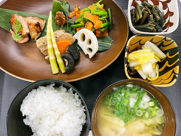 朝食：1,000円（税込み）